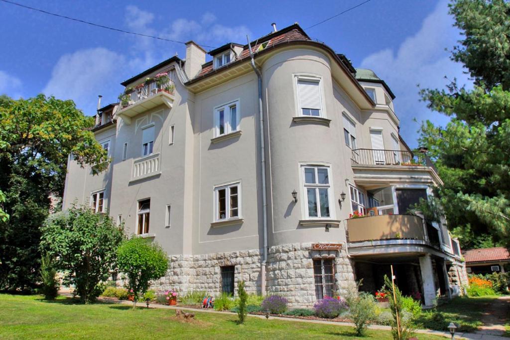 Bed and Breakfast Kalmar Panzio Budapest Zimmer foto